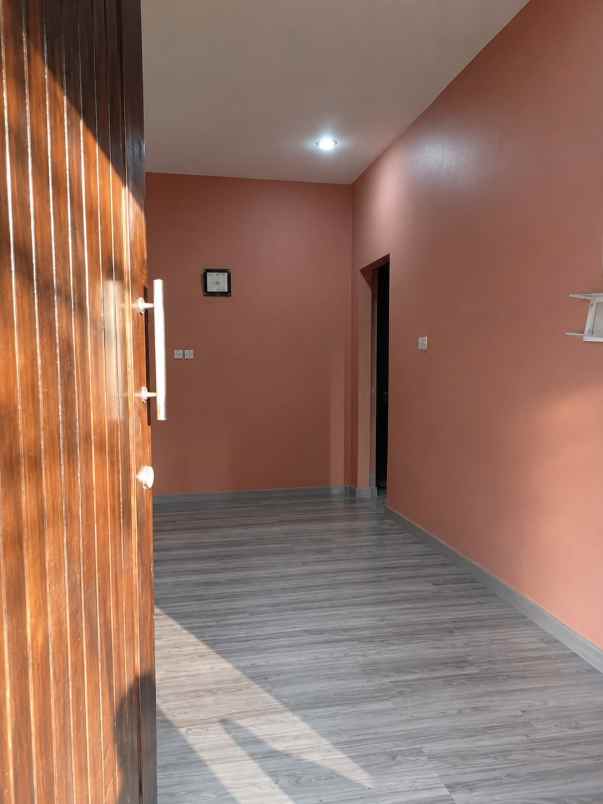 jual rumah 2 unit jadi 1 cluster di the royal park