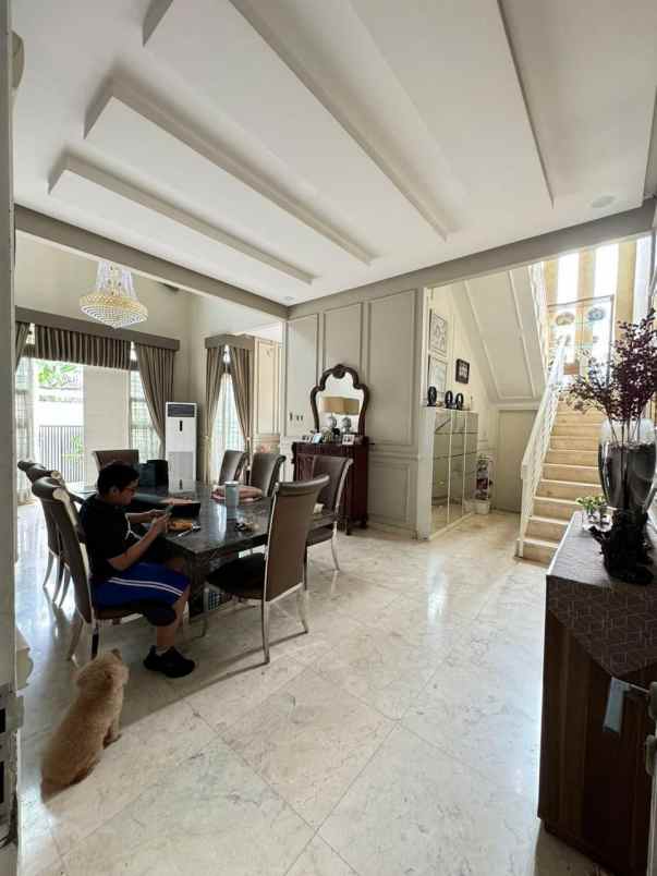 jual rumah mewah hook di pulomas barat jakarta timur