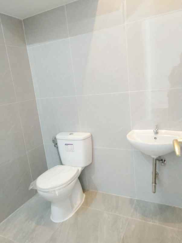 jual rumah siap huni kota wisata cibubur