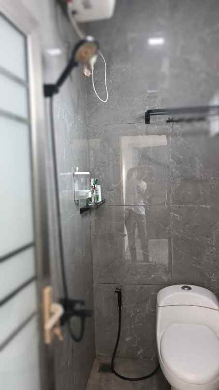 jual rumah taman kenari nusantara cibubur