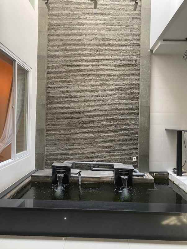 klampis semolo rumah minimalis 2 lantai siap huni
