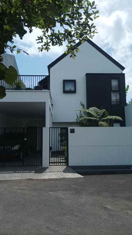 luxury scandinavian style house for sale