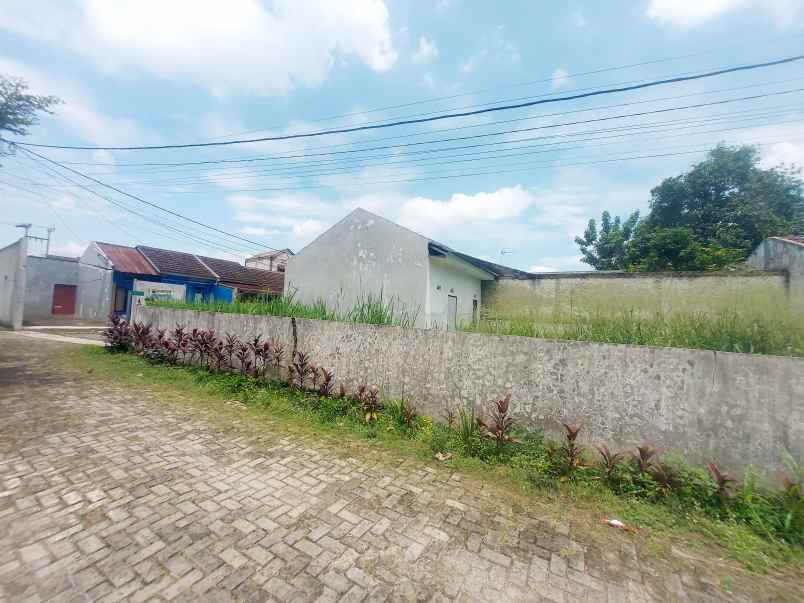 over kredit 35juta rumah hook luas 100m di citayam