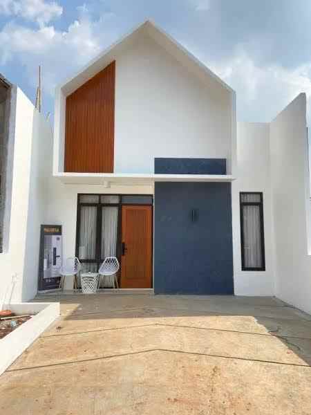over kredit 68jt rumah di haikal 3 sawangan depok