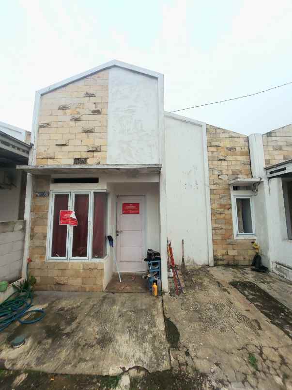 over kredit rumah dekat stasiun cilebut bogor