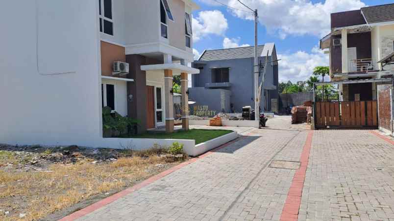 perumahan 2 lantai dekat jogja kota malioboro