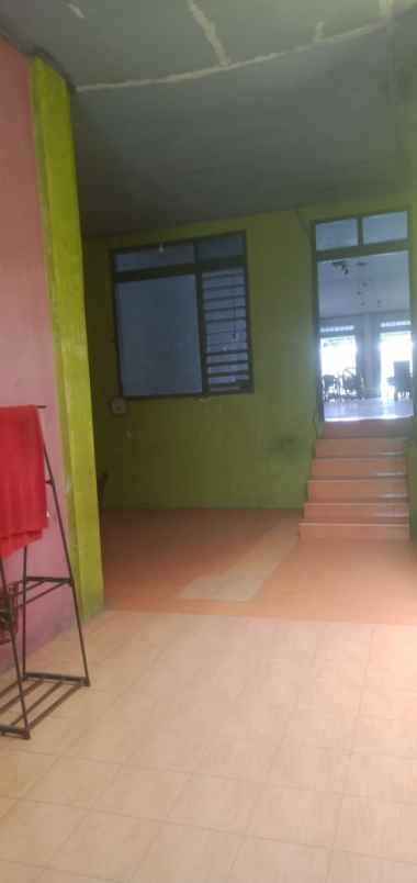 ruko komersil strategis dekat jalan raya utama cirebon