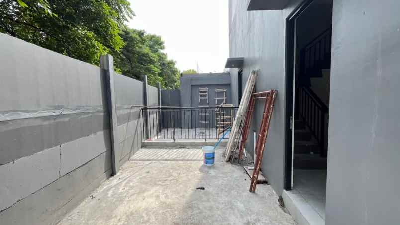 ruko ready raya kedung asem shm 20 meter dari merr