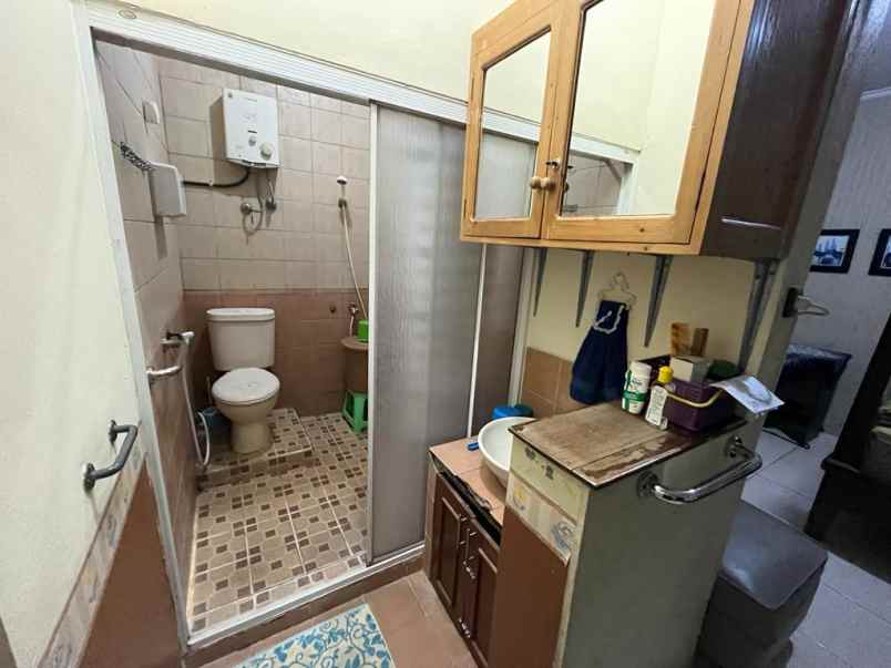 rumah 10 kamar kost setiabudi jakarta selatan