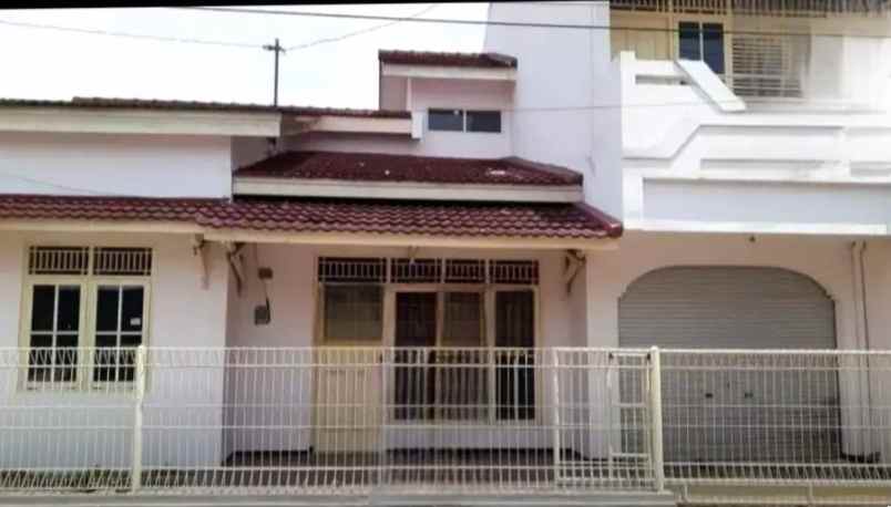 rumah 2 lantai 235m type 3kt purwokerto jawa tengah