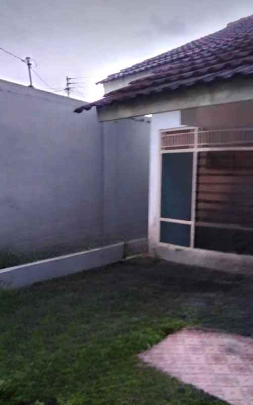 rumah 2 lantai 235m type 3kt purwokerto jawa tengah