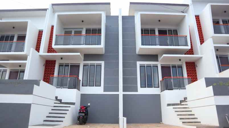 rumah 2 lantai dp booking 2 5 juta all in