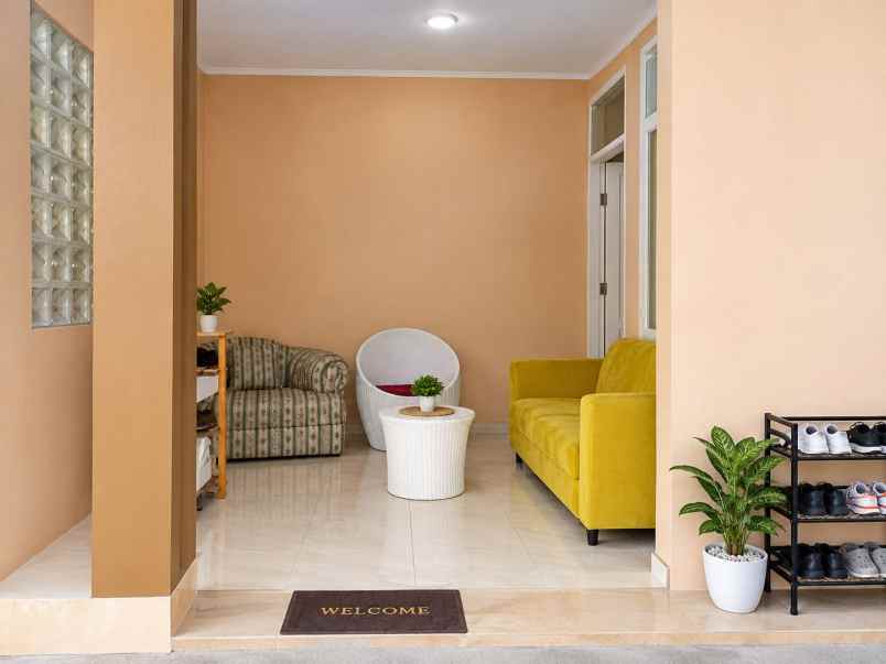 rumah 2 lantai hook di bandung timur