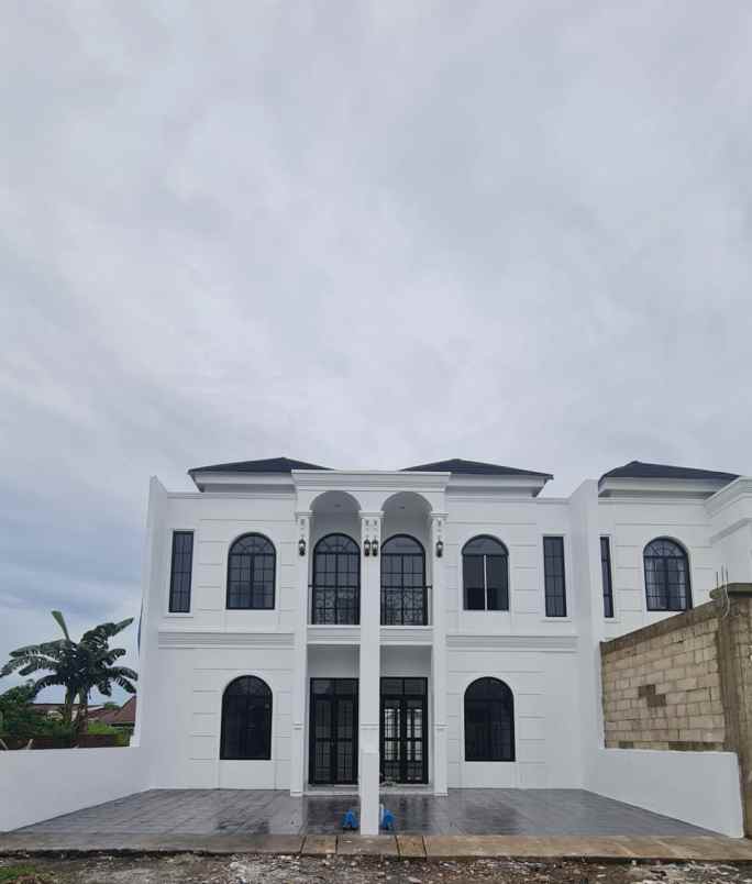 rumah 2 lantai kawasan perumahan dosen antang