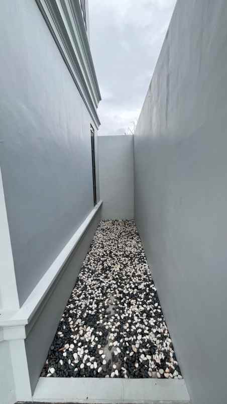 rumah 2 lantai lokasi di arjowinangun