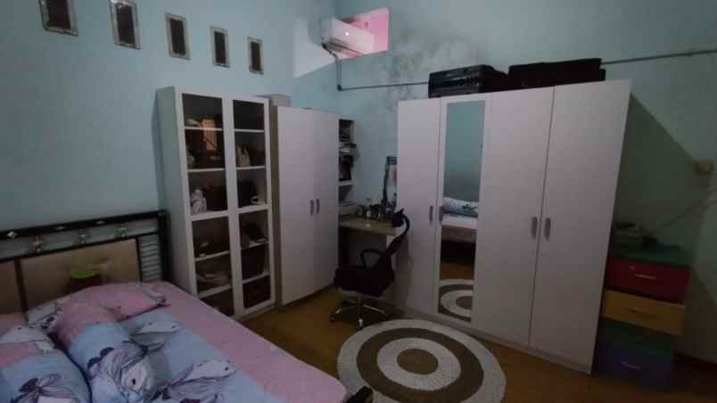 rumah 2 lantai luas 120m type 2kt harapan jaya bekasi