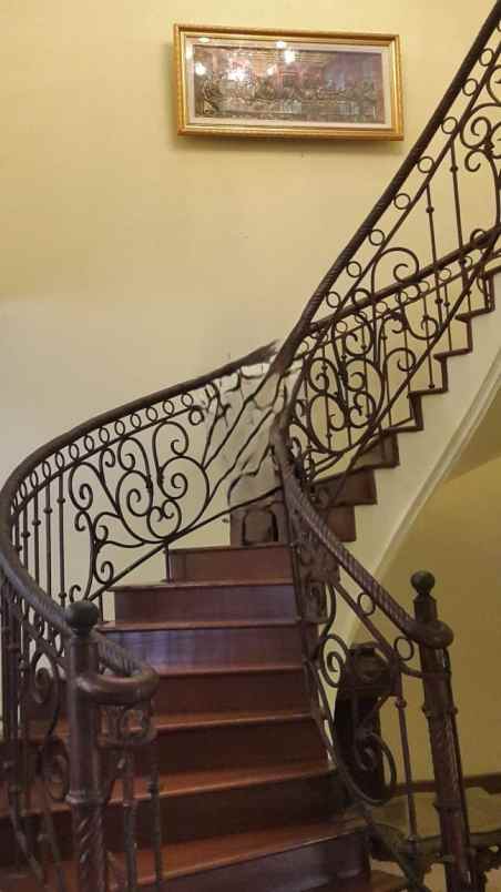 rumah 2 lantai luas 330m type 6kt cakung jakarta timur