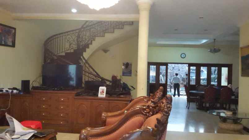 rumah 2 lantai luas 330m type 6kt cakung jakarta timur