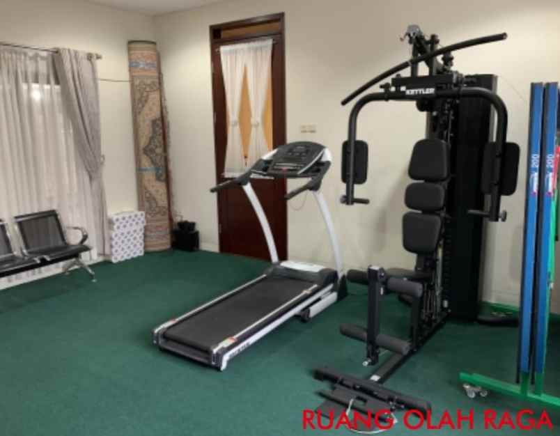 rumah 3 lantai coblong luas tengah kota harga bagus