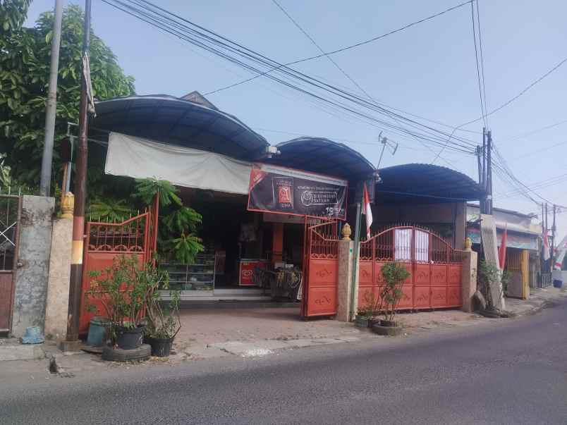 rumah ada tokonya dijual