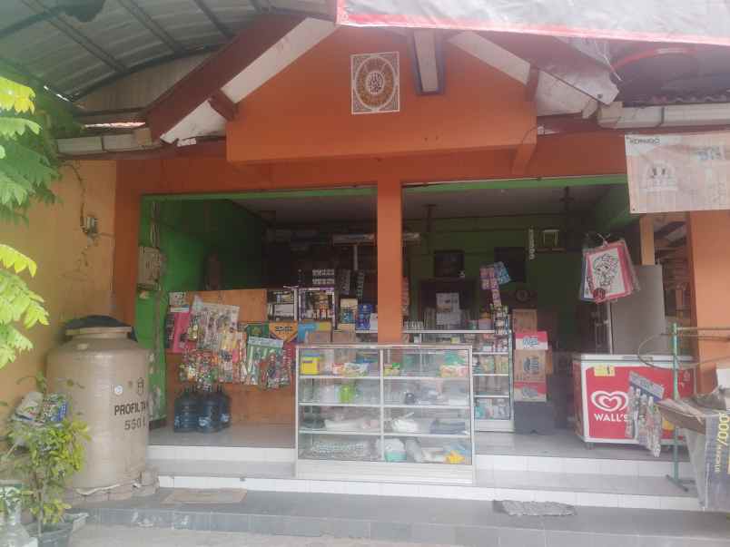 rumah ada tokonya dijual