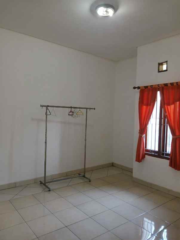 rumah bagus jl bahagia margacinta buahbatu bandung