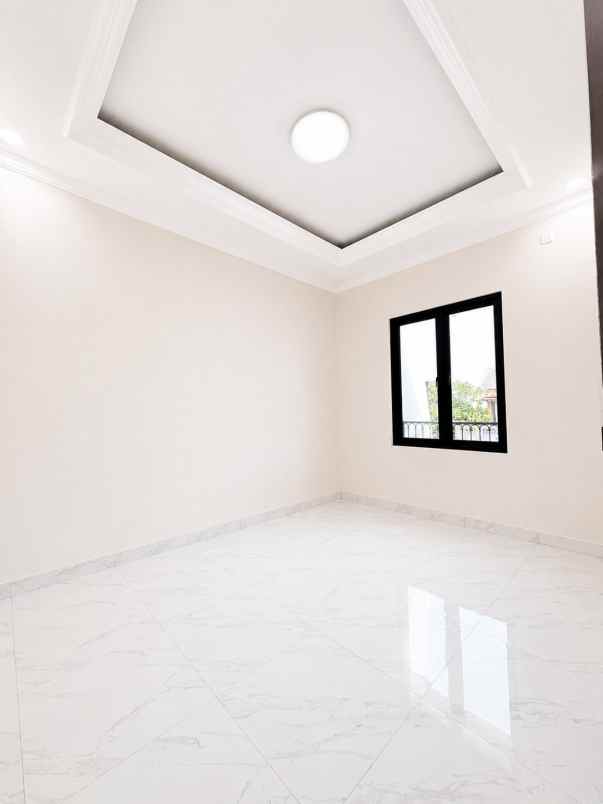 rumah baru 2 lt dekat kota wisata bojongkulur bogor