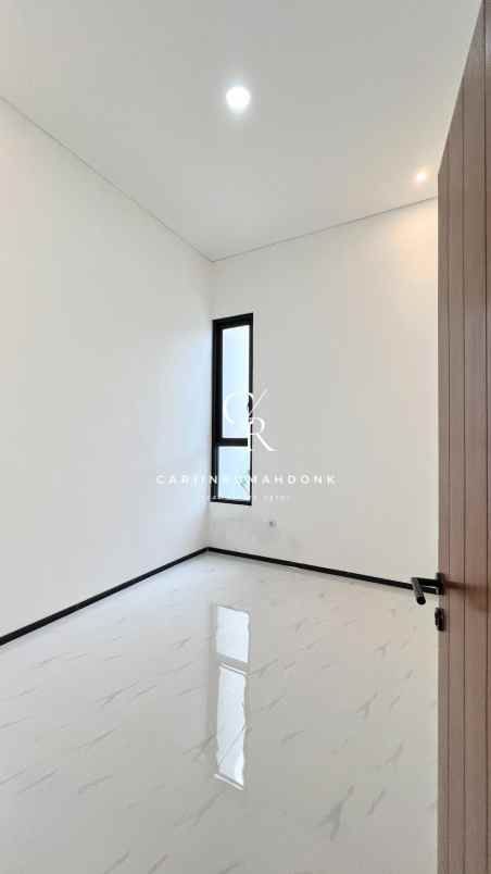 rumah baru harga santai 900jt an di surabaya timur