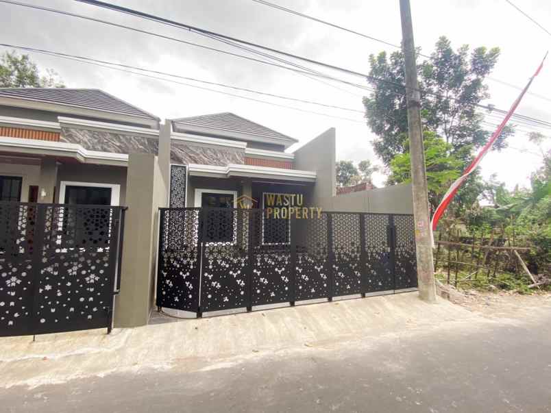 rumah baru siap huni 5 menit ke sma negeri ngaglik