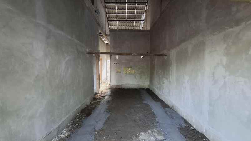 rumah baru tanah luas 5 menit ke smp negeri 2 kalasan