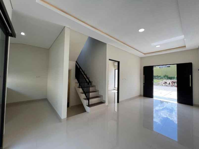 rumah berkelas di kawasan sejuk kaliurang