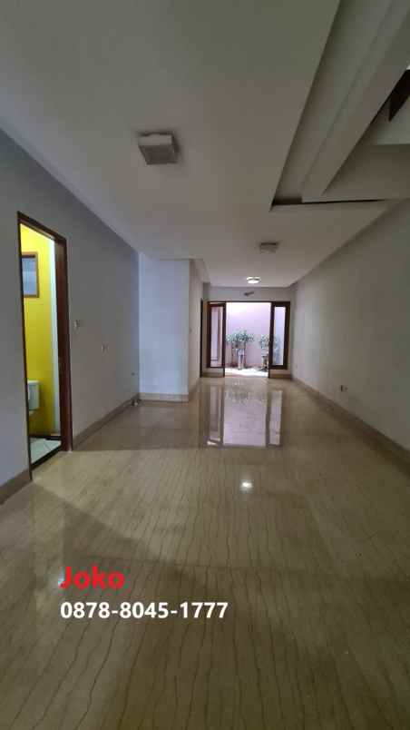 rumah cantik 2 lt termurah jl kemang timur kemang