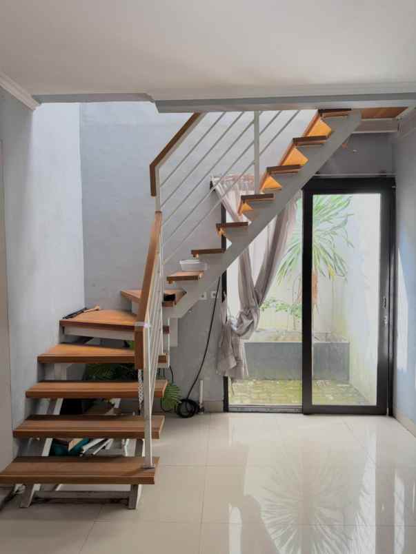 rumah cingised arcamanik dekat antapani bandung