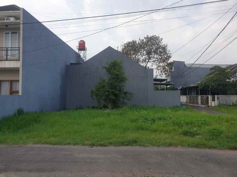 rumah cisaranten kulon