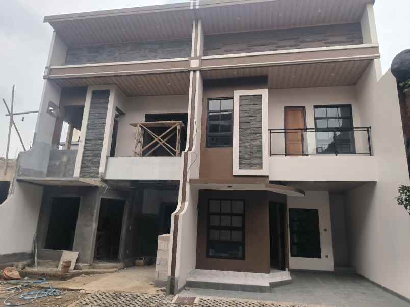 rumah cluster bambu apus jakarta timur