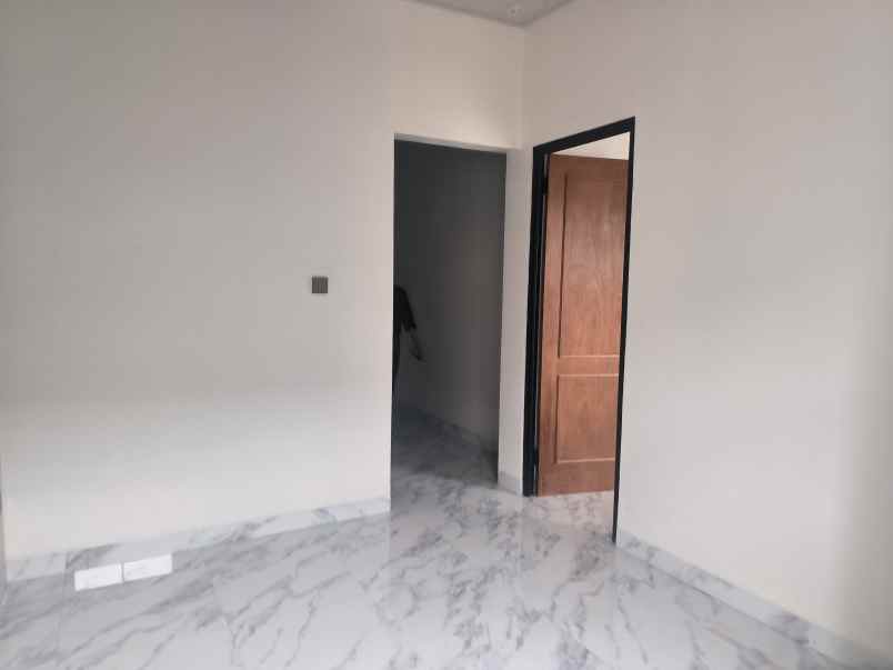 rumah cluster bambu apus jakarta timur