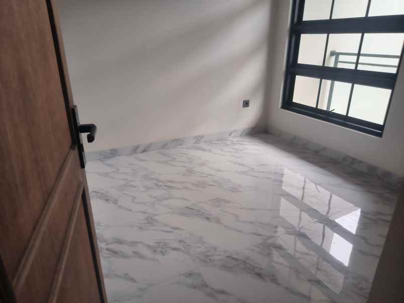 rumah cluster bambu apus jakarta timur