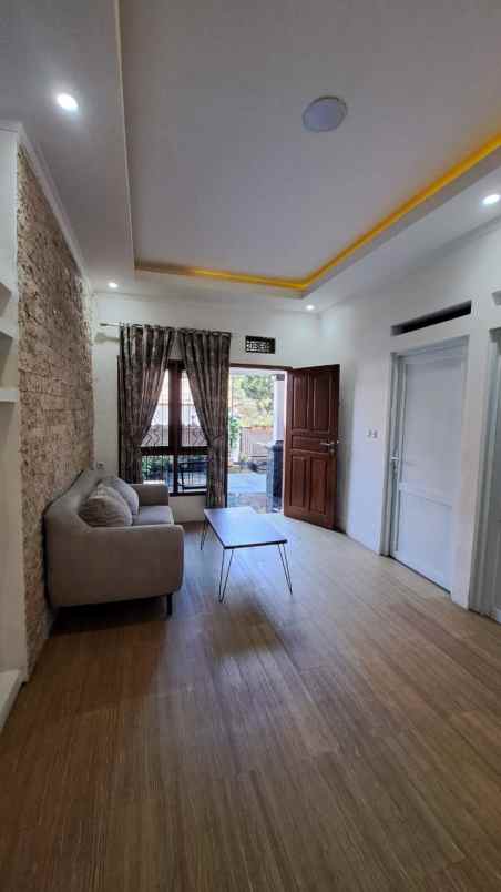 rumah cocok untuk usaha di bandung timur