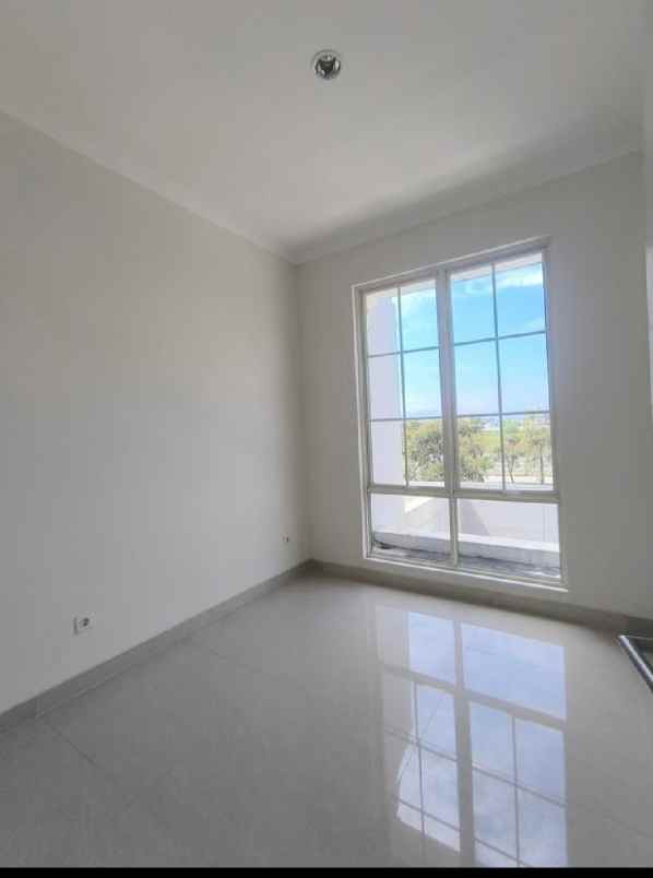 rumah design kontemporer di podomoro park bandung