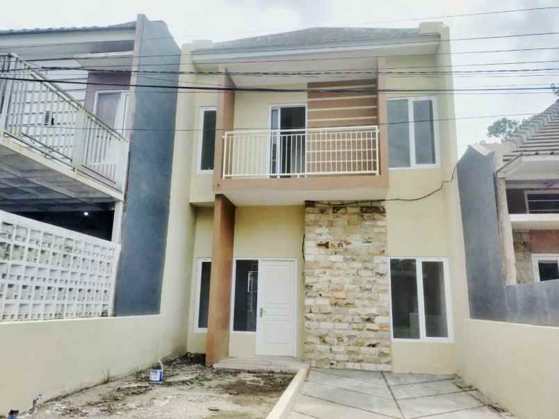 rumah di malang kota harga 300 juta an