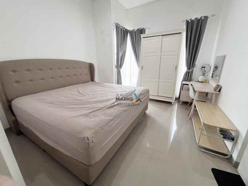 rumah di rungkut asri full furnished dekat merr