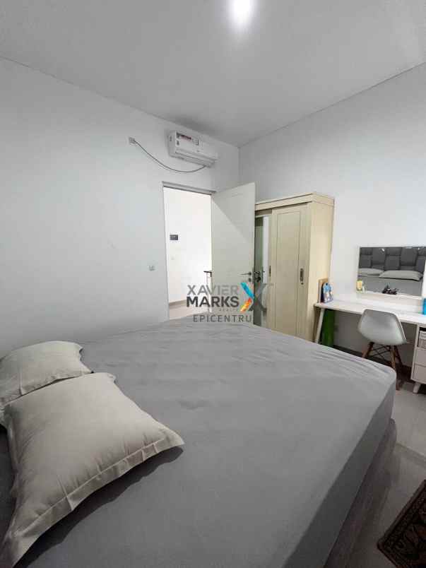rumah di rungkut asri full furnished dekat merr