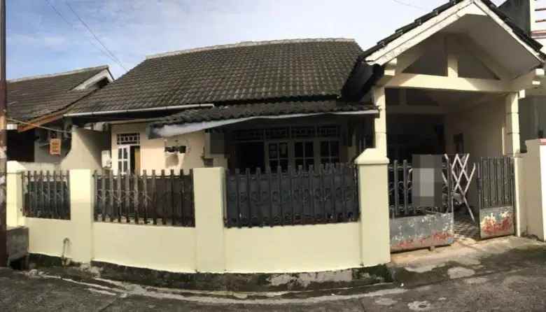 rumah dijual 1 lantai di perumahan serua ciputat