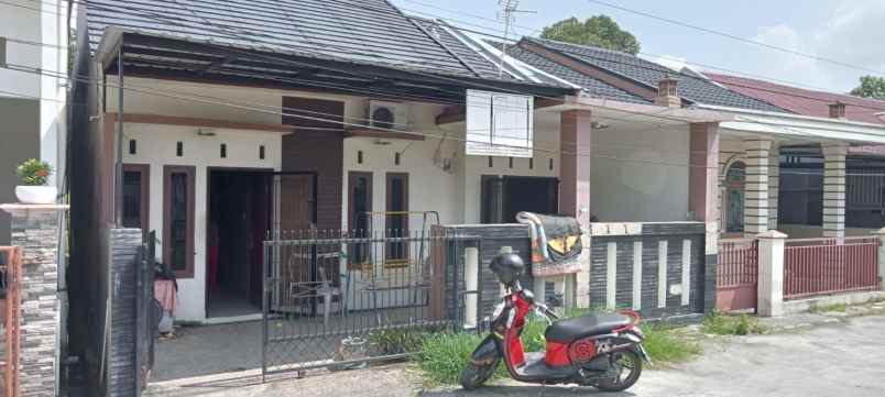rumah dijual jl jendral labuh baru siap huni 465 juta