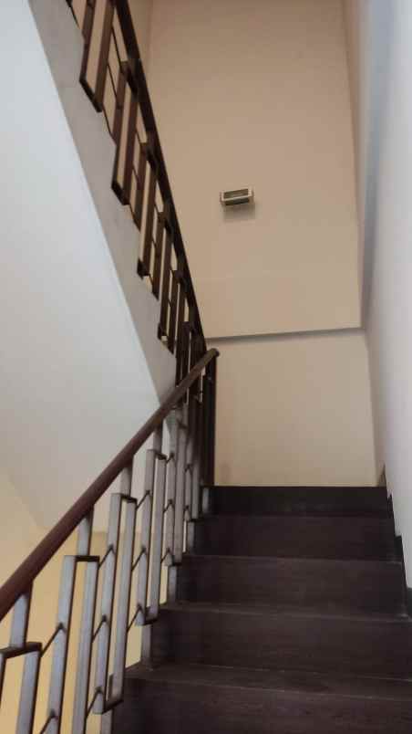 rumah disewakan di kalibata