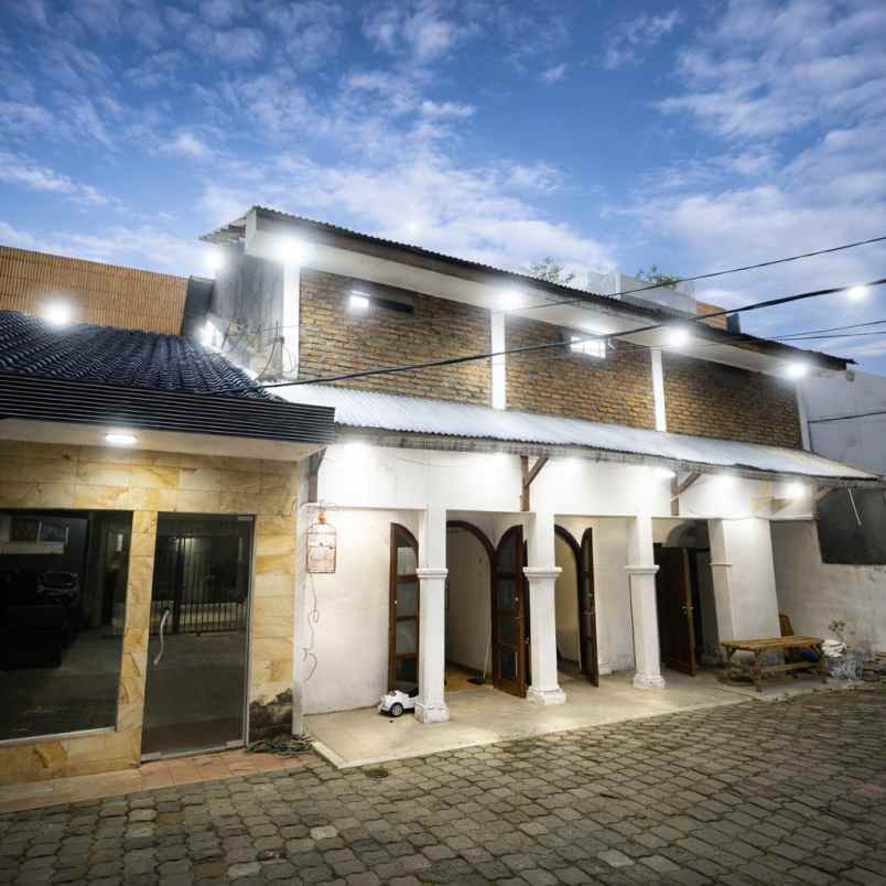 rumah disewakan di kebayoran baru