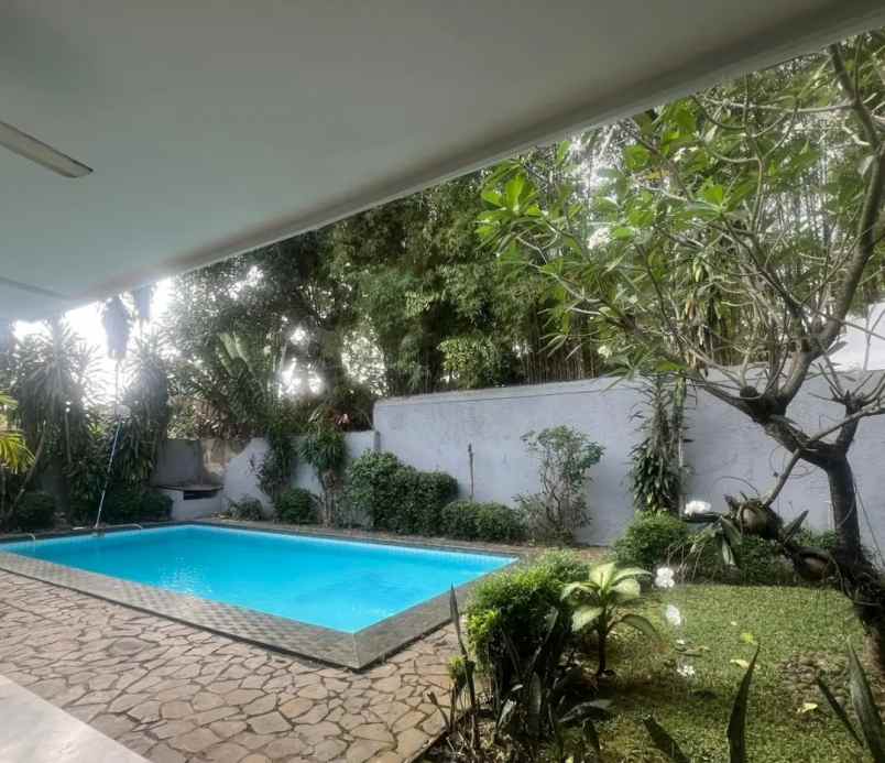 rumah disewakan di kemang
