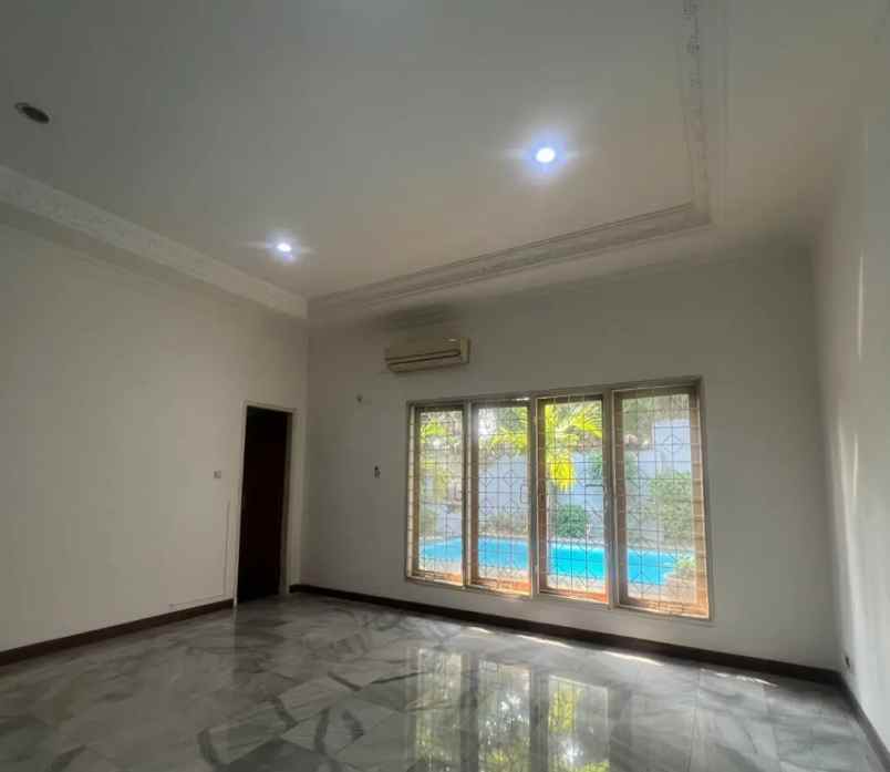 rumah disewakan di kemang