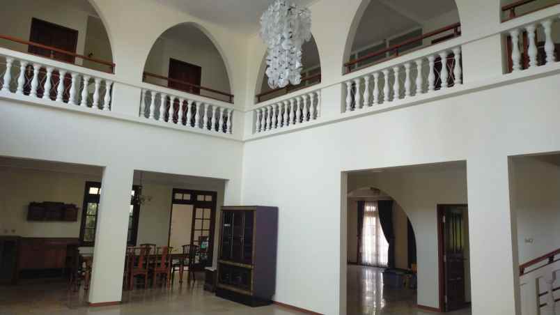 rumah disewakan di pejaten barat