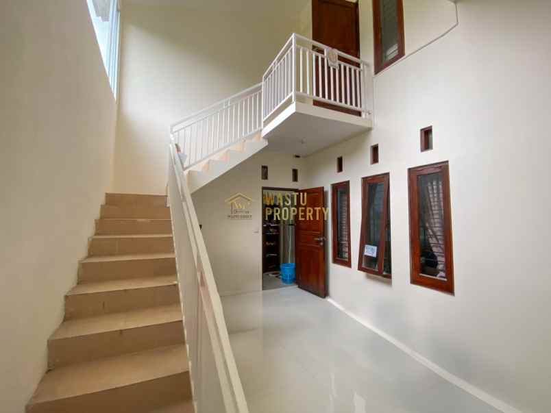 rumah full furnished lokasi jakal km 10